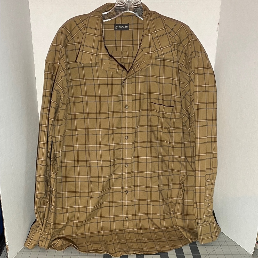 St. John's Bay Men's Brown Plaid Button Down Shirt